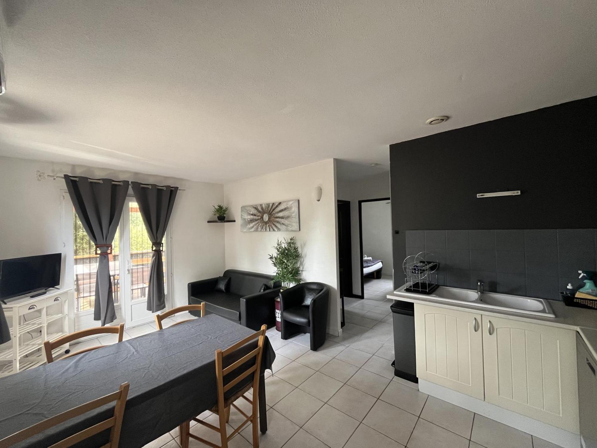 Mont Bouquet Lodge-Residence Hoteliere Brouzet-les-Ales エクステリア 写真