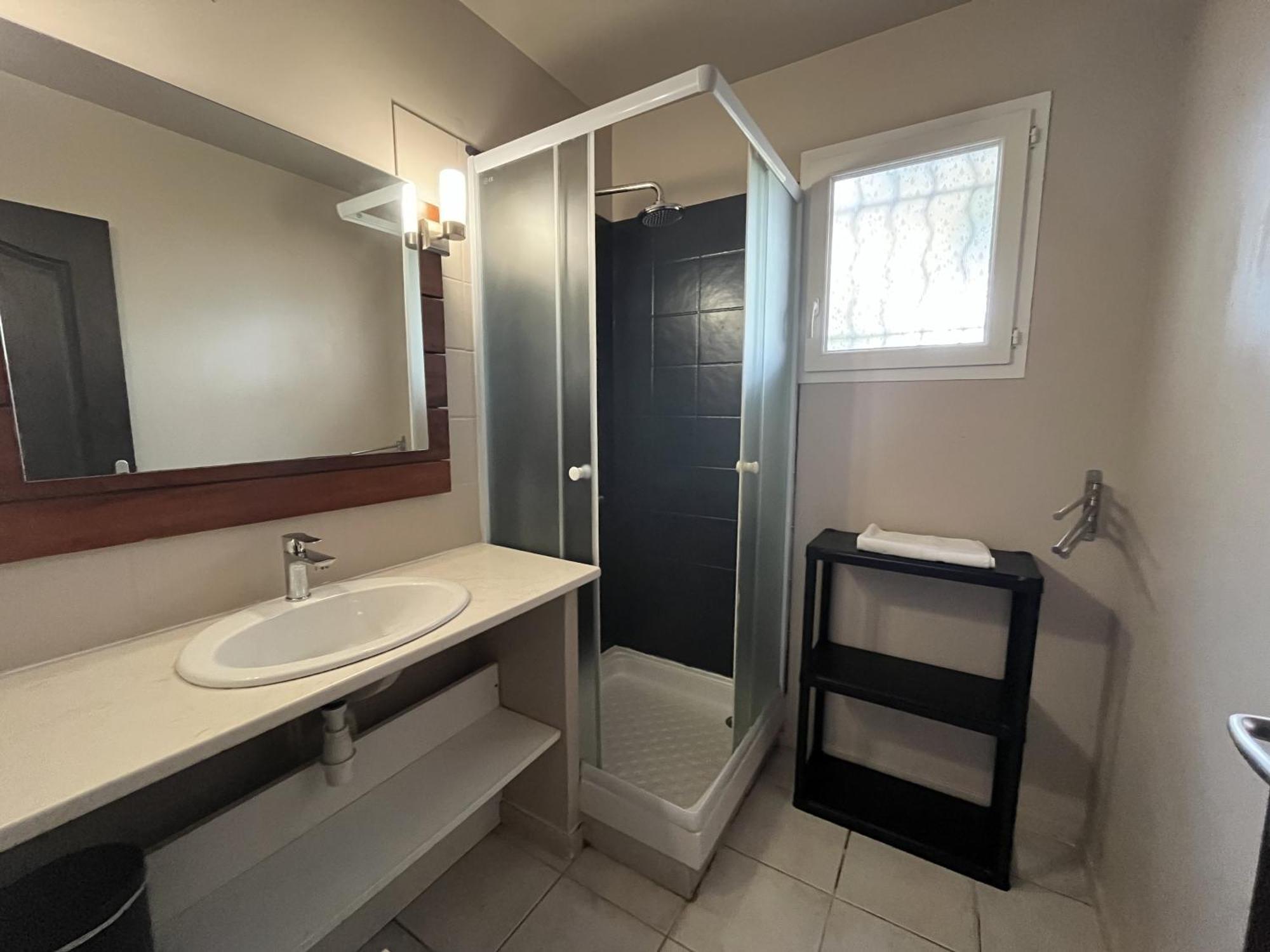 Mont Bouquet Lodge-Residence Hoteliere Brouzet-les-Ales エクステリア 写真