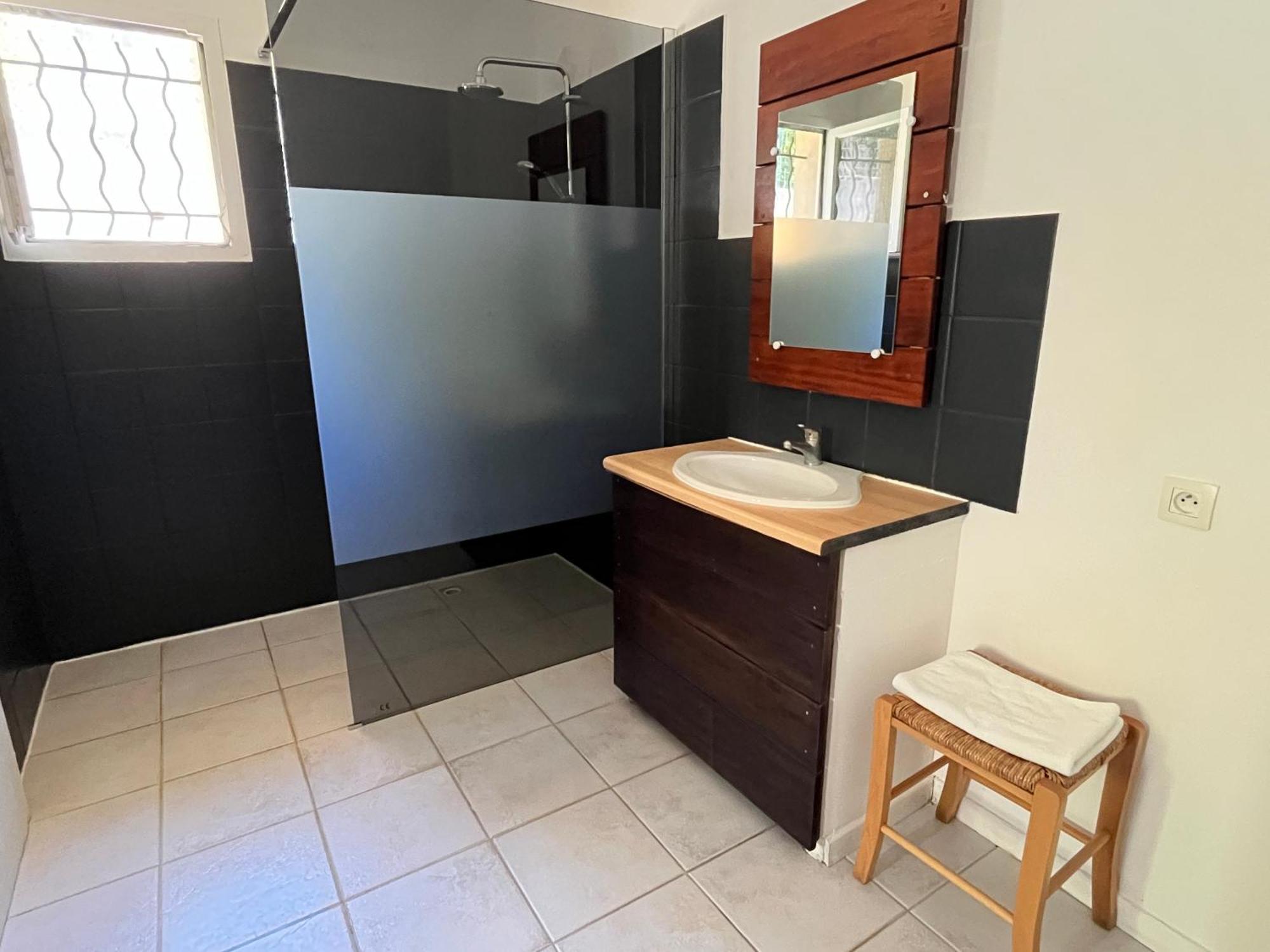 Mont Bouquet Lodge-Residence Hoteliere Brouzet-les-Ales エクステリア 写真