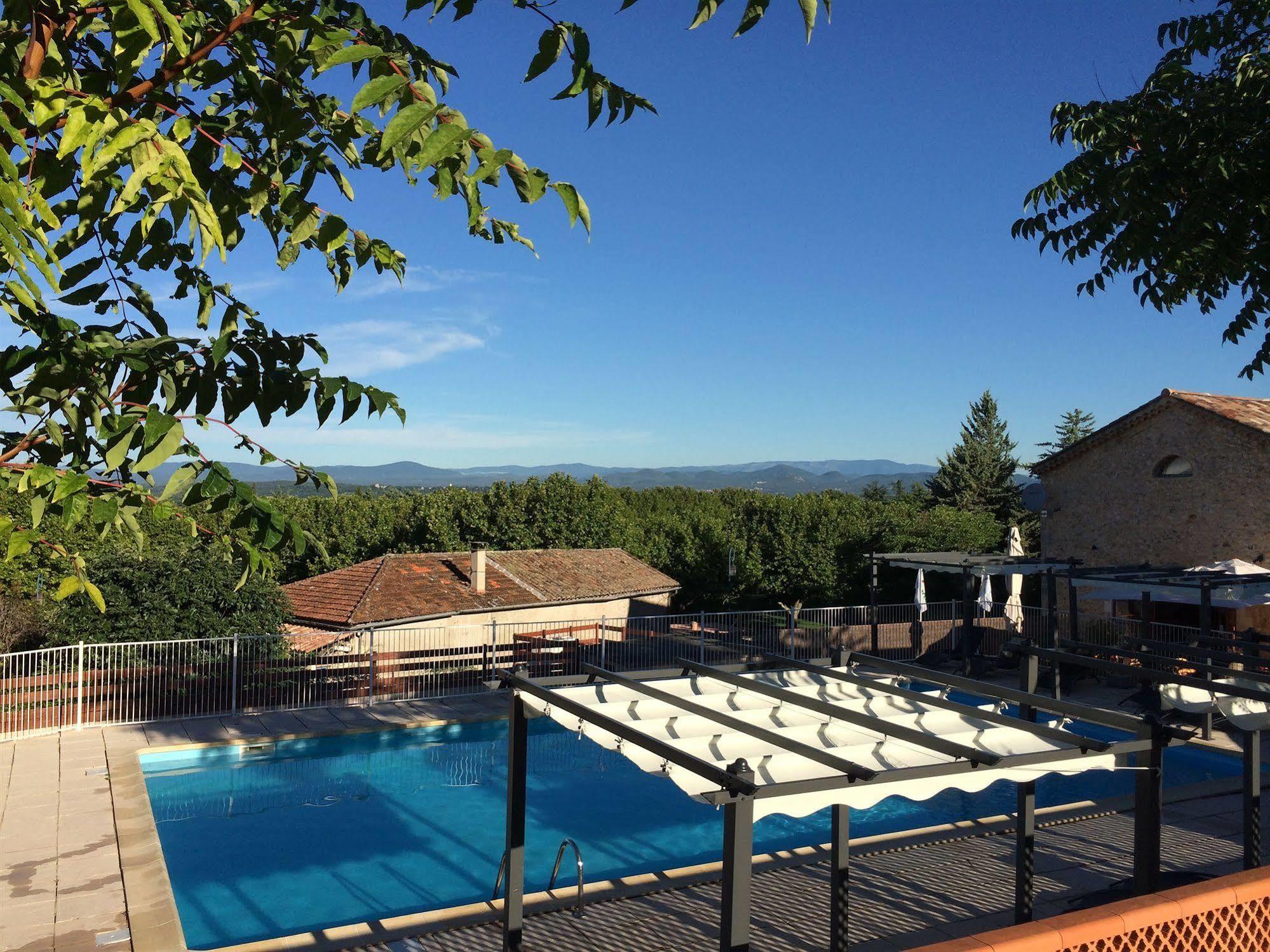 Mont Bouquet Lodge-Residence Hoteliere Brouzet-les-Ales エクステリア 写真