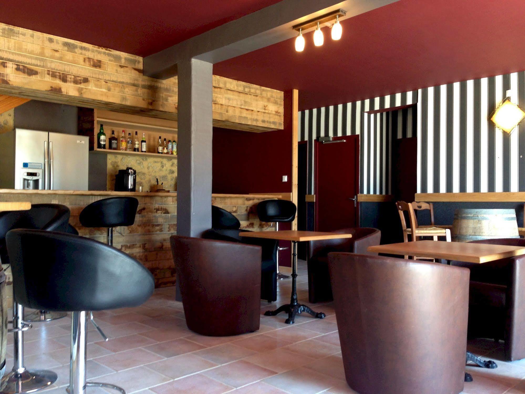 Mont Bouquet Lodge-Residence Hoteliere Brouzet-les-Ales エクステリア 写真