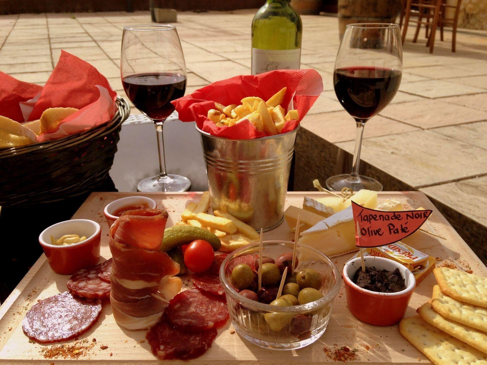 Mont Bouquet Lodge-Residence Hoteliere Brouzet-les-Ales エクステリア 写真