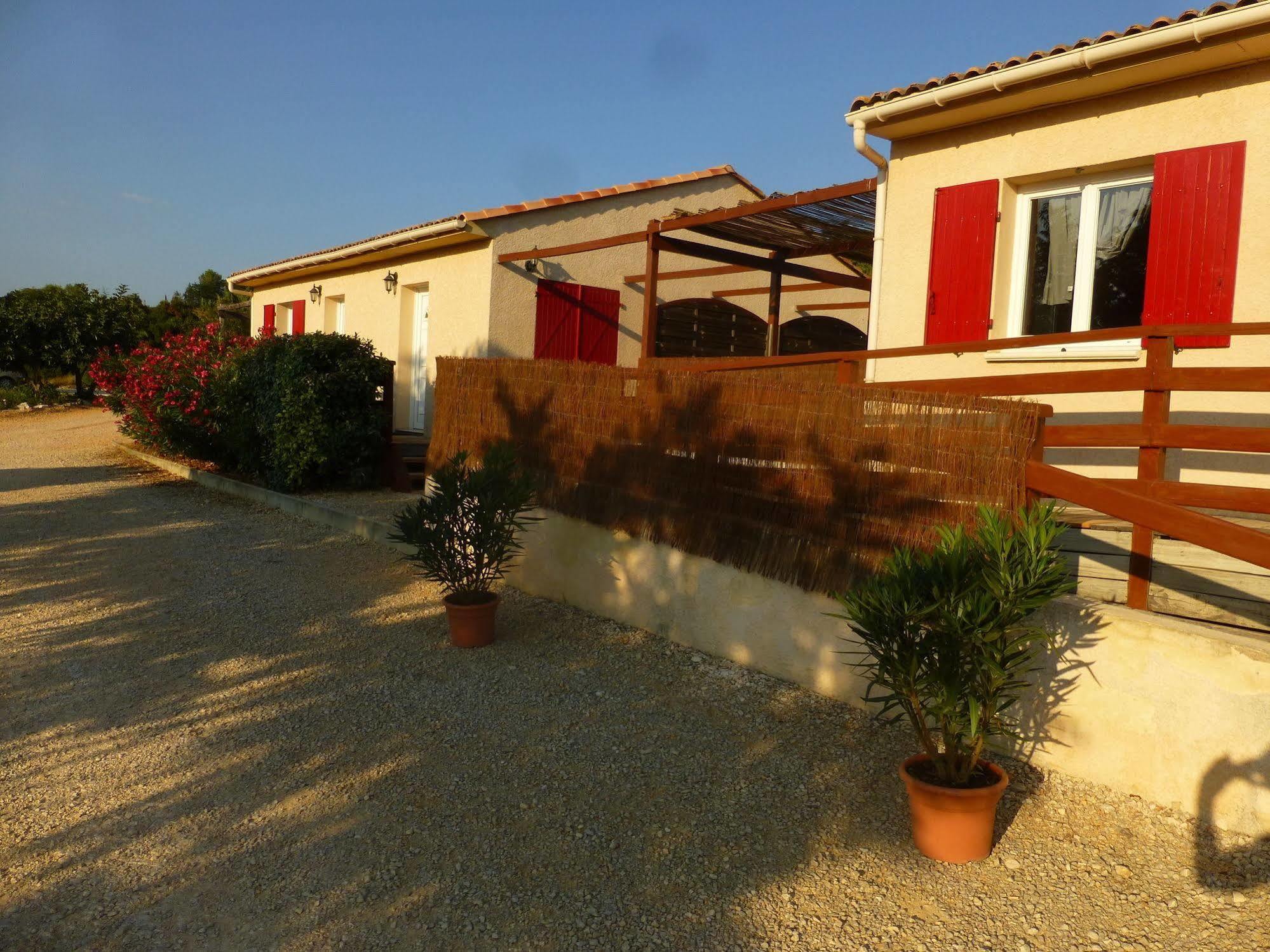 Mont Bouquet Lodge-Residence Hoteliere Brouzet-les-Ales エクステリア 写真